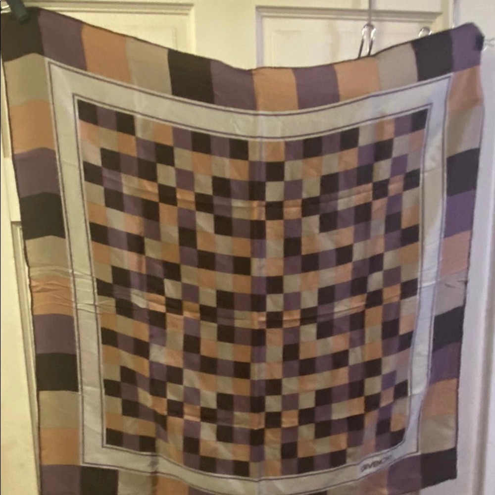 GIVENCHY PARIS Silk vintage scarf - Picture 4 of 7